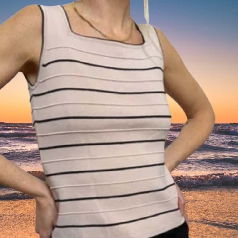 Sleeveless Top Striped